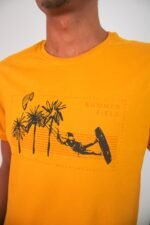 Camiseta “Kitesurf Silhouette” Amarela - Imagem 2